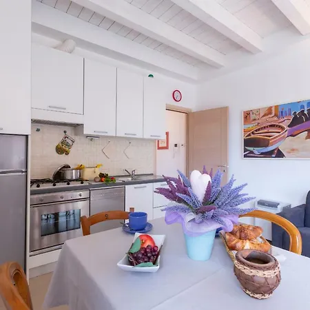 Lili Apartment *