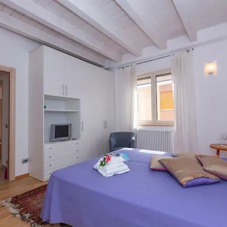 Apartament Lili